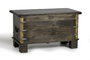 GINER Y COLOMER - Coffre de rangement en bois de manguier massif couleur marron foncé - Décor ancien avec détails en bronze et métal - Dimensions : 80 x 40 x 46 cm